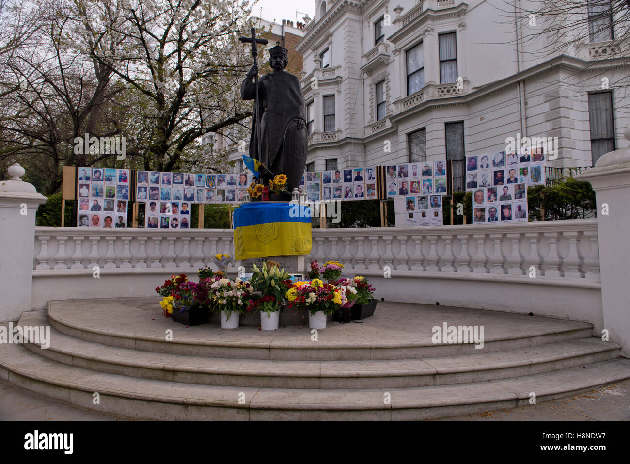 Ukrainische Botschaft Denkmal für die Toten Stockfoto