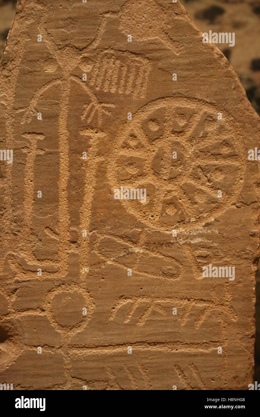 Krieger-Stele. Stein. Späte Bronzezeit. El Viso, Córdoba, Spanien. Nationales Archäologisches Museum, Madrid. Spanien. Stockfoto