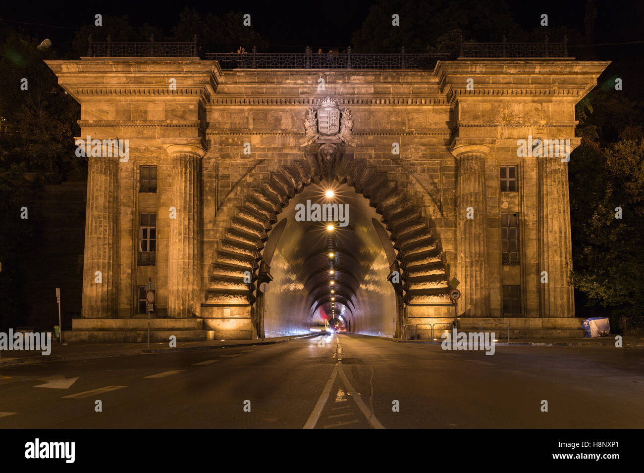 Adam Clark Tunnel unter dem Burgberg. Stockfoto
