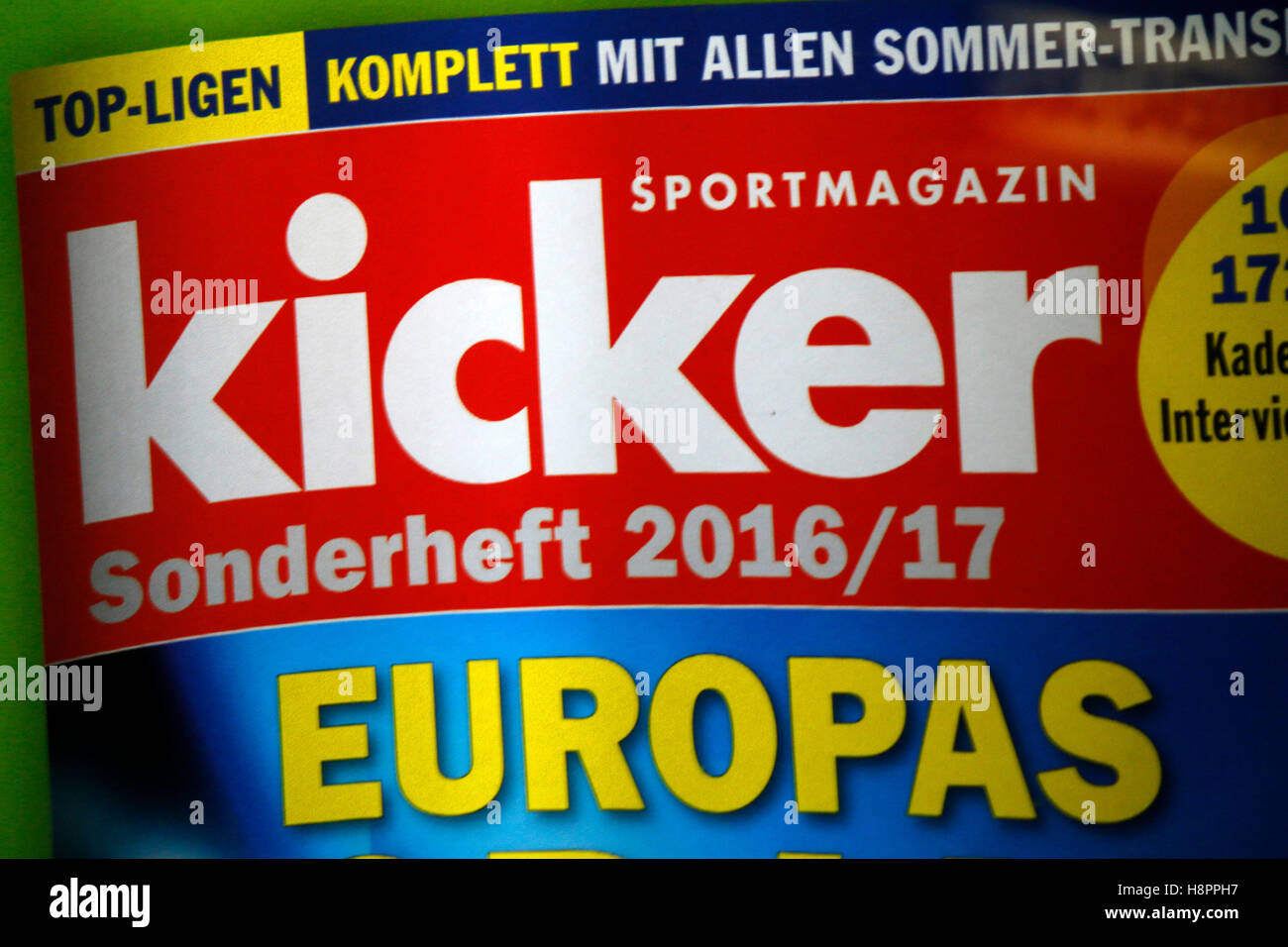 Das Logo der Marke "Kicker", Berlin. Stockfoto