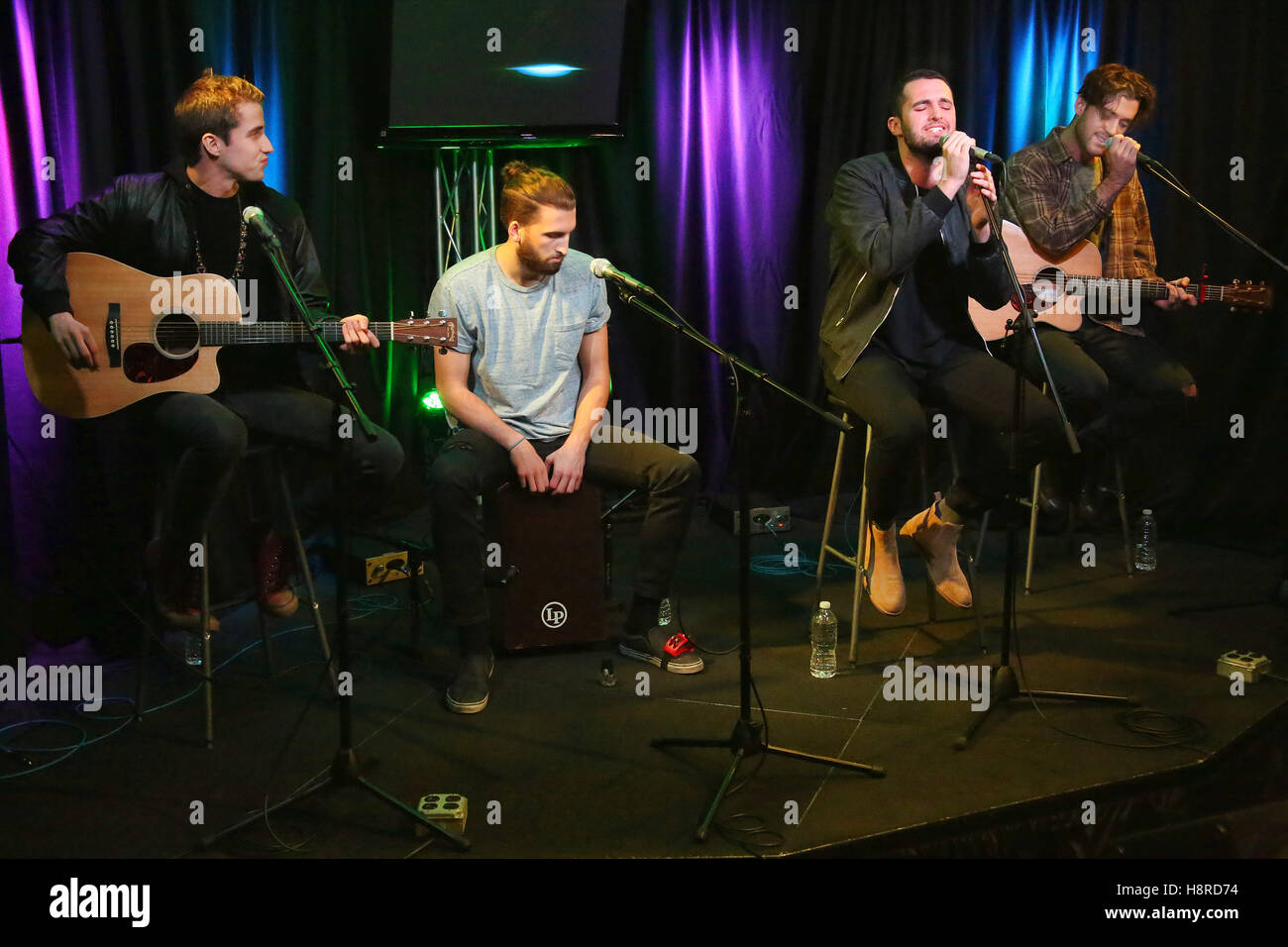 Bala Cynwyd, Pennsylvania, USA. 16. November 2016. Die Heydaze besuchen Sie Radio 104.5 Performance Studio in Bala Cynwyd, Pennsylvania am 16. November 2016 Credit: MediaPunch Inc/Alamy Live News Stockfoto