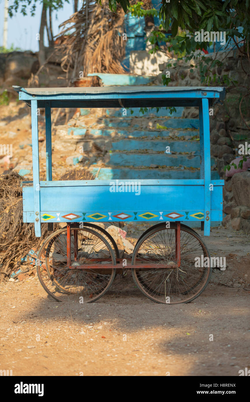 Alten Rädern Wagen oder Verkauf Cart, Hospet, Indien Stockfoto