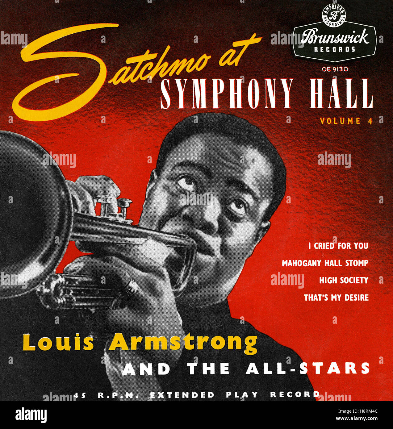 Satchmo in der Symphony Hall - eine britische Spiel 7-Zoll-45 Rpm Schallplatte von 1956 von Louis Armstrong und die All Stars erweitert Stockfoto