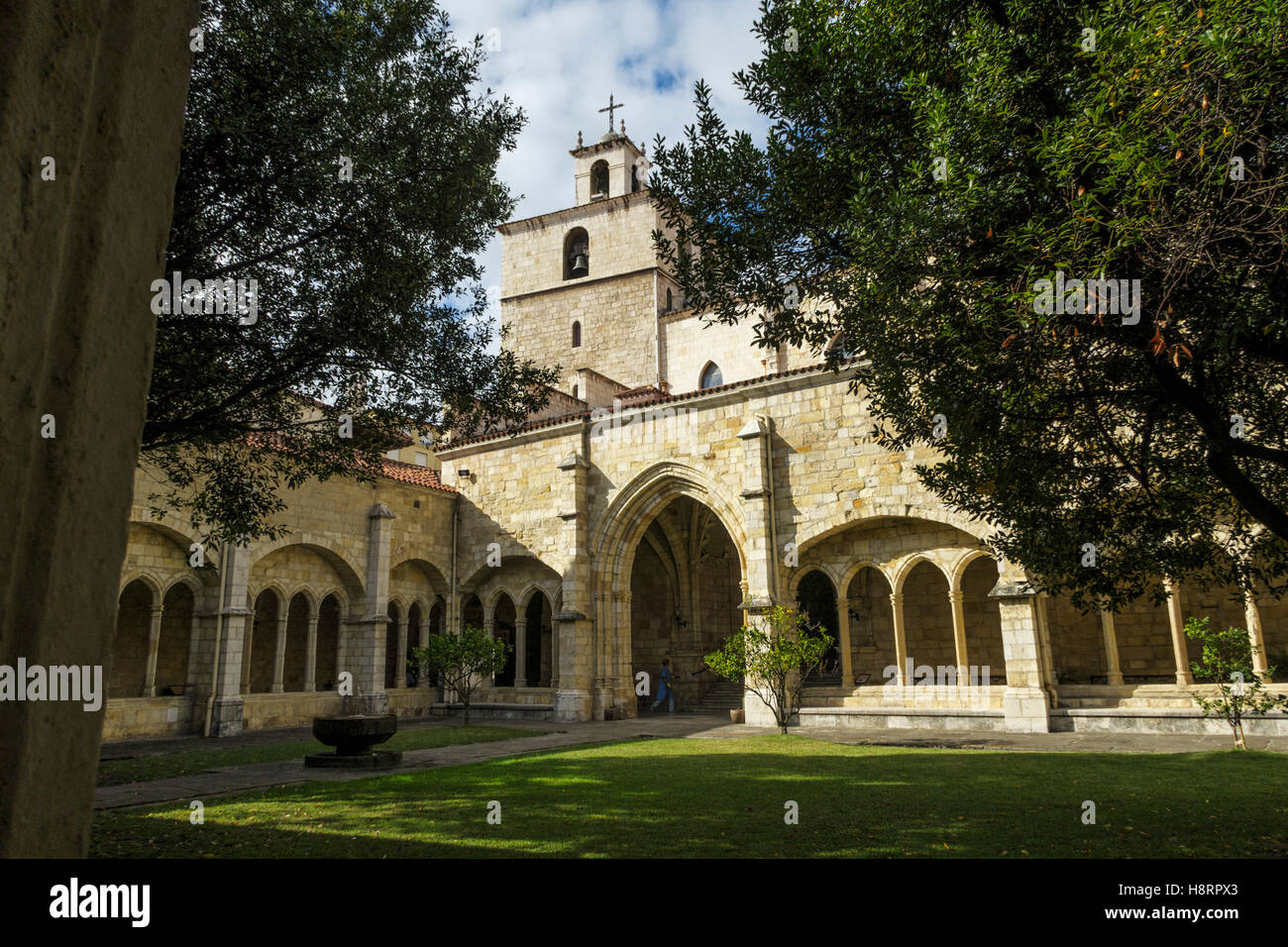 Dom Basilika der Himmelfahrt der Jungfrau Maria von Santander, Spanien, Europa Stockfoto