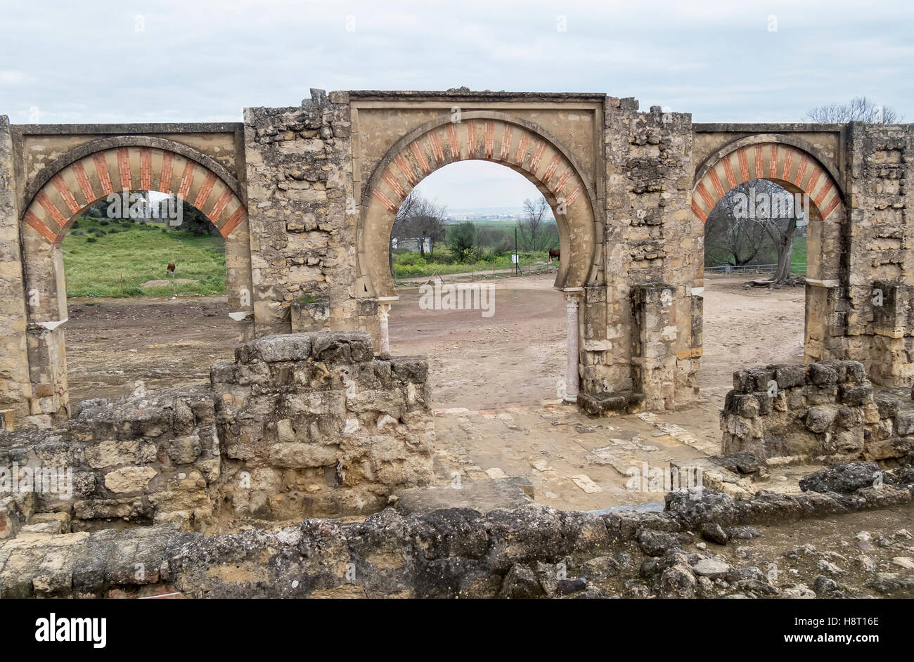 Ruinen der antiken Stadt von Medina Azahara, Cordoba, Spanien Stockfoto