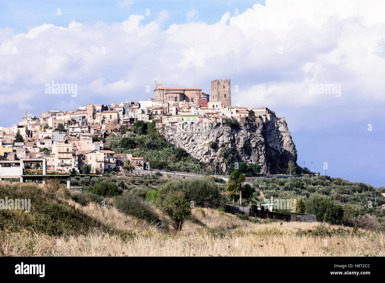 Motta Sant, Catania, Sizilien, Italien Stockfotografie Alamy