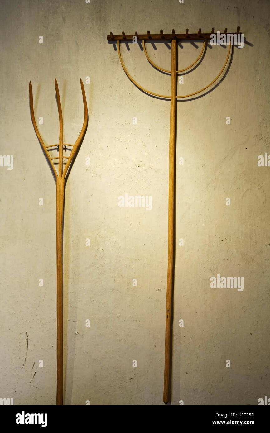 Historic tools Fotos und Bildmaterial in hoher Auflösung Alamy