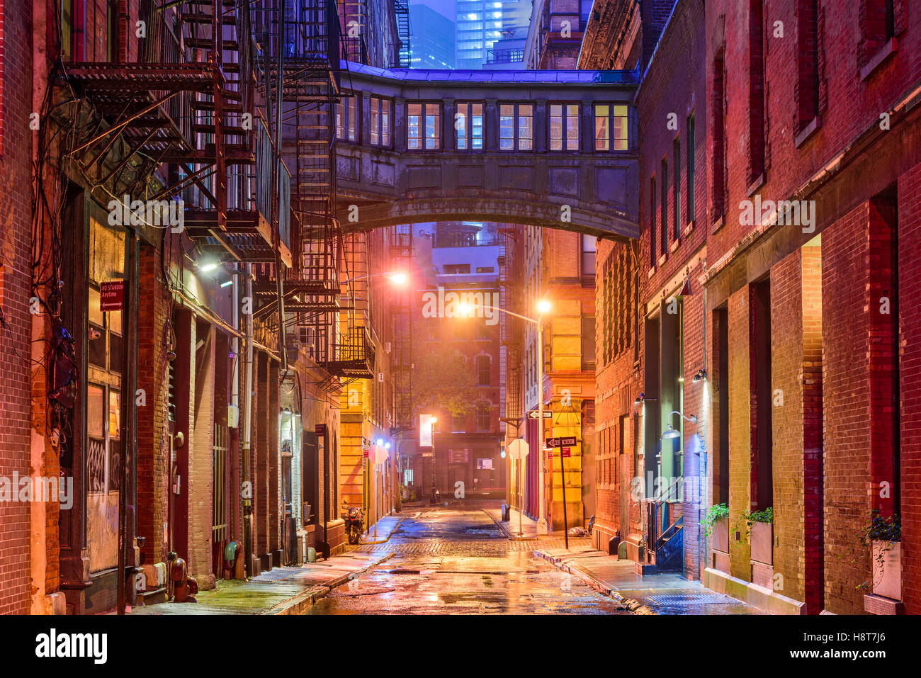 Gasse im Stadtteil Tribeca in New York City. Stockfoto