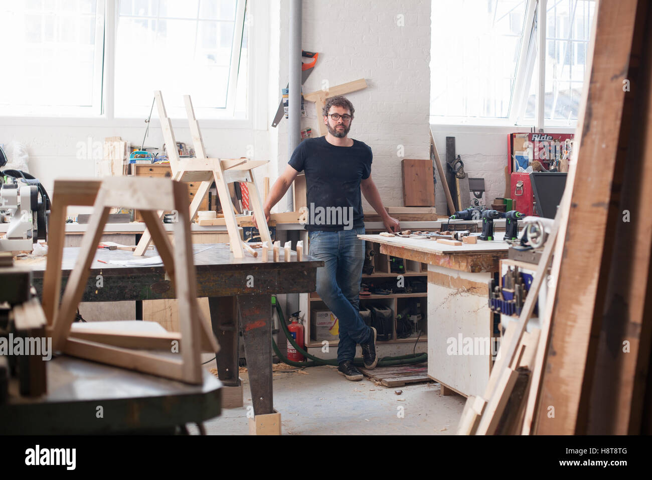 Porträt von einem Designer Möbelhersteller Stockfoto