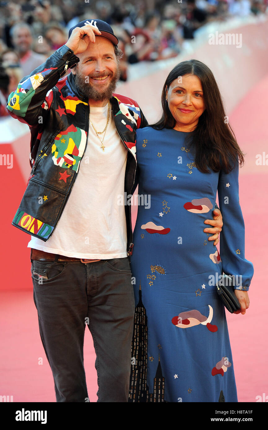 Jovanotti, dem Gast eine "Enge Begegnung" Veranstaltung mit dem Publikum, mit dem Titel "Bilder, Musik und Worte," mit seiner Frau Francesca Valiani auf dem 11. Rome Film Festival in Rom, Italien.  Mitwirkende: Lorenzo Cherubini, Jovanotti, Francesca Valiani Wher Stockfoto