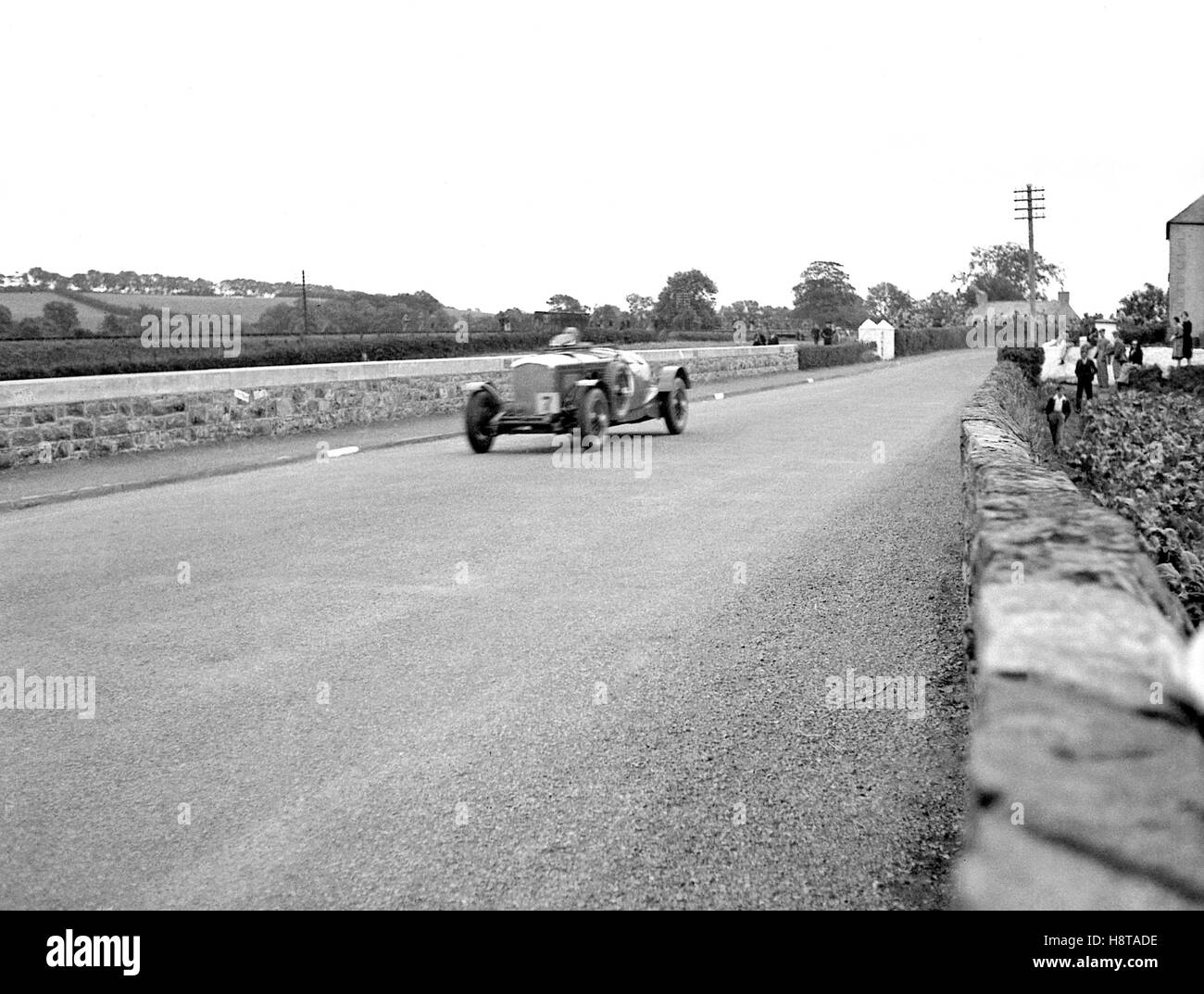 VOR KRIEG 1934-35 ARDS TT EDDIE HALL BENTLEY Stockfoto