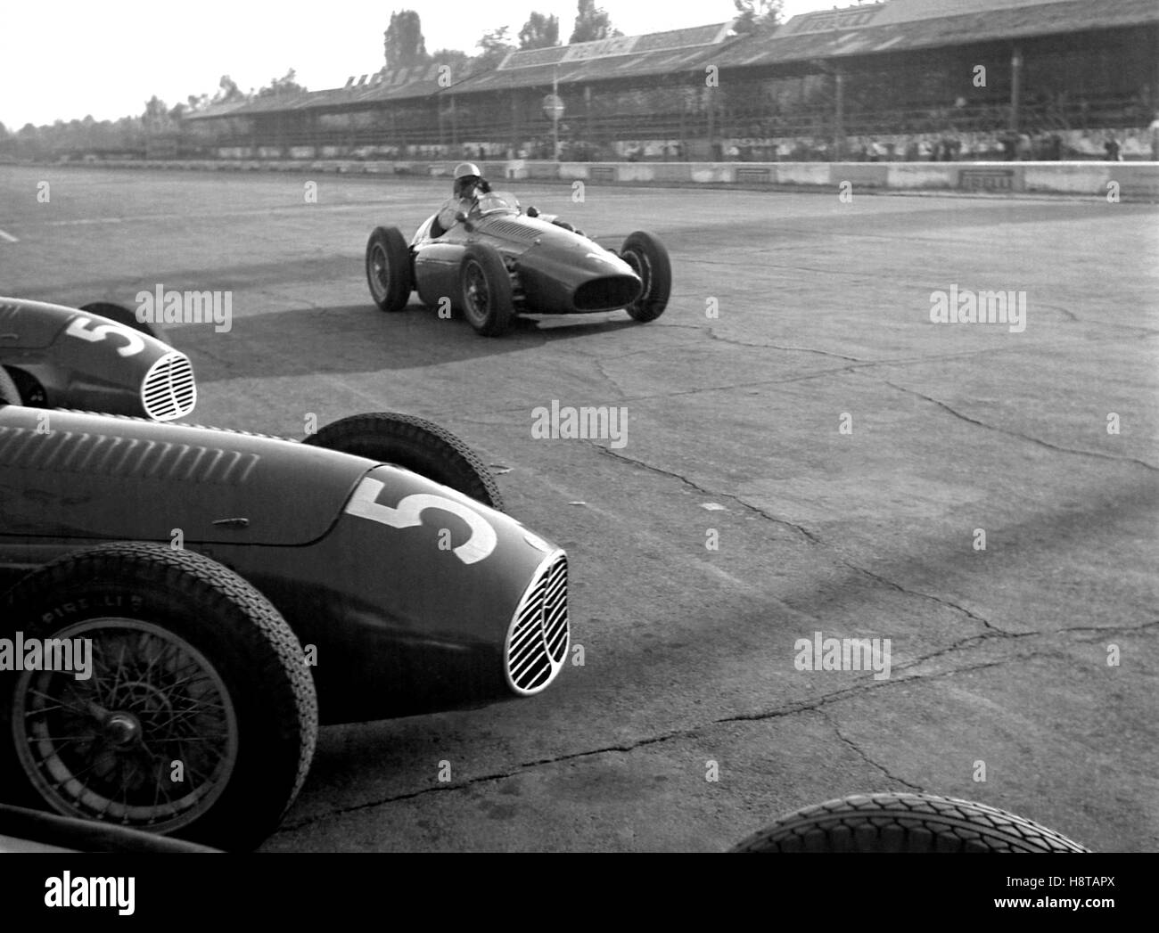 1953 ITALIENISCHEN GP MASERATIS MAGLIOLI FERRARI 553 SQUALO Stockfoto