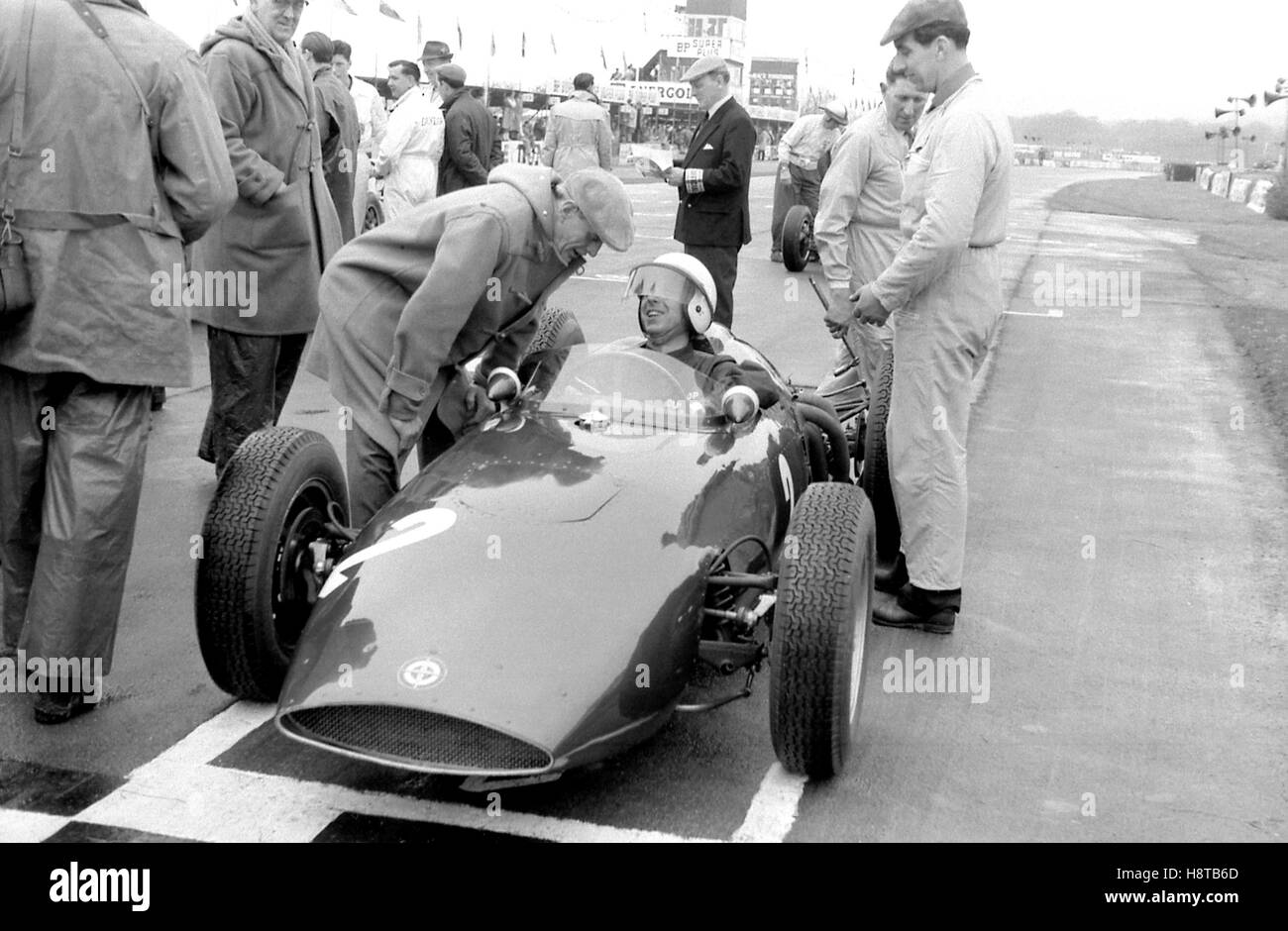 1961 GOODWOOD ICF TONY BROOKS BRM P48 RASTER Stockfoto