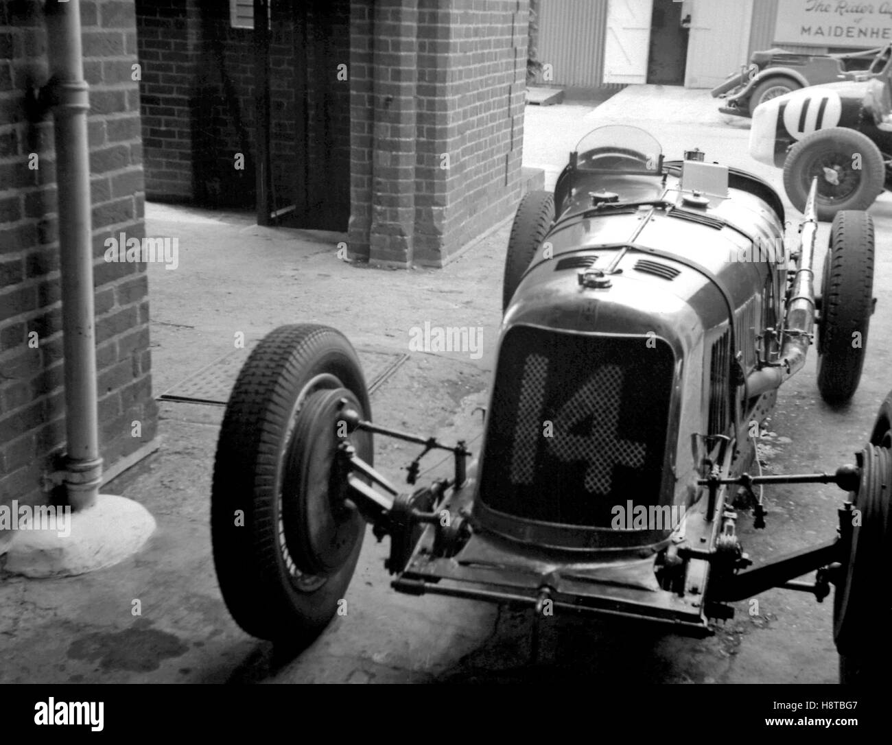 BROOKLANDS MASERATI 8C FAHRERLAGER BROOKLANDS Stockfoto