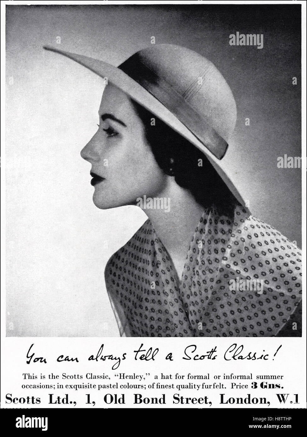 1950 Werbung Werbung von original alten Vintage 50s englische Magazin  datiert 1953 Werbung für Hüte von Scotts Ltd von Old Bond Street London  England Großbritannien Stockfotografie - Alamy