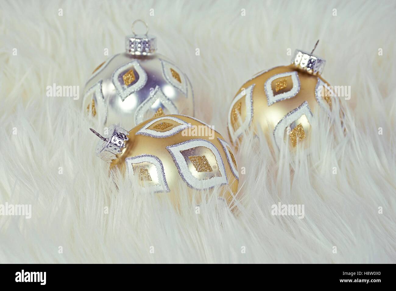 Silber und gold Weihnachtsschmuck aus Fell Stockfoto