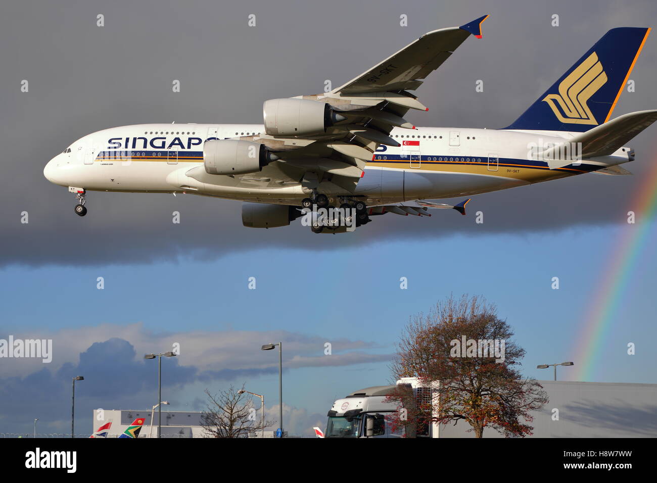 Singapore Airlines Airbus A380-Landung am Flughafen London Heathrow, Vereinigtes Königreich Stockfoto