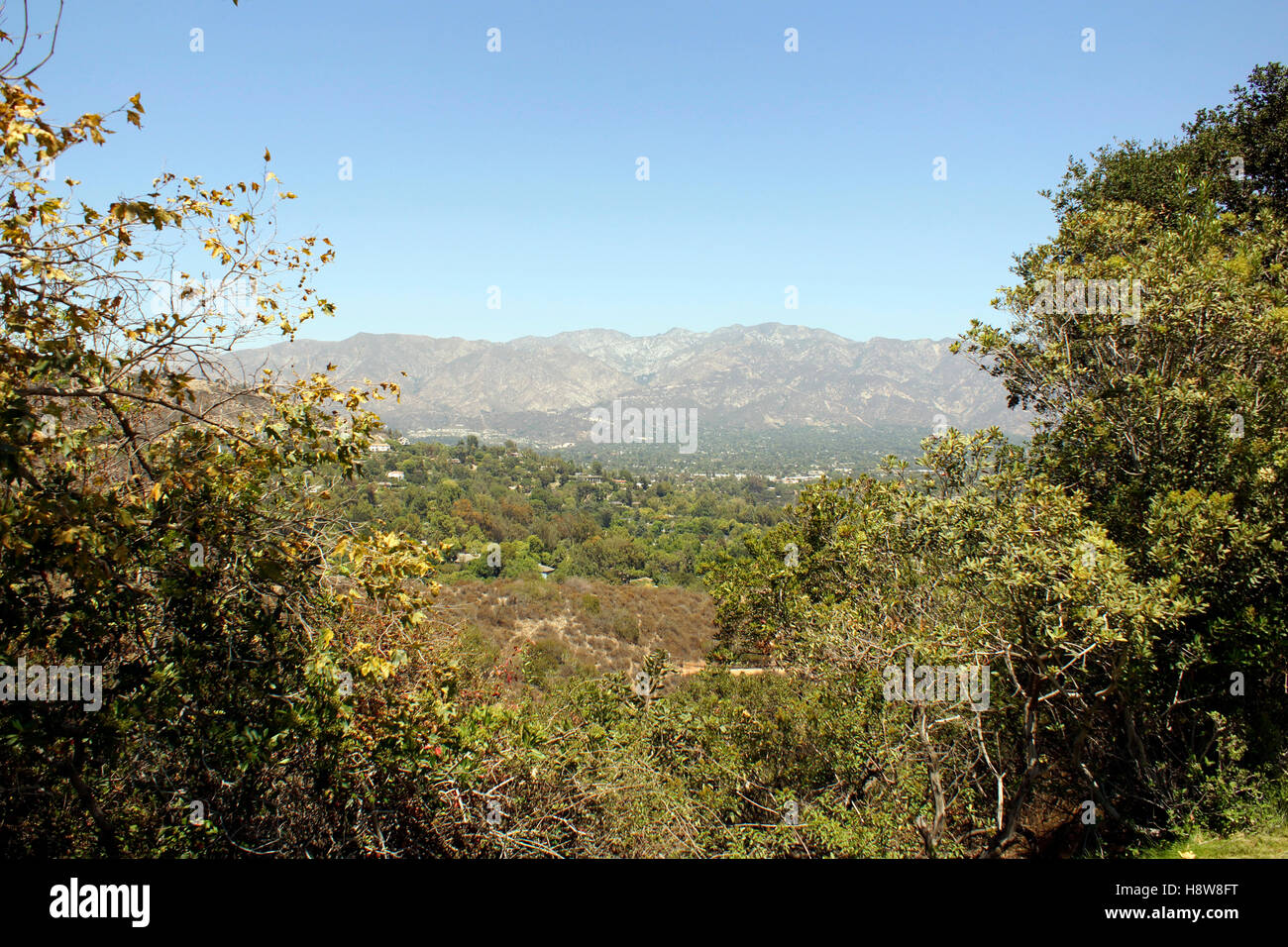 Den San Gabriel Mountains aus Pasadena, CA Stockfoto