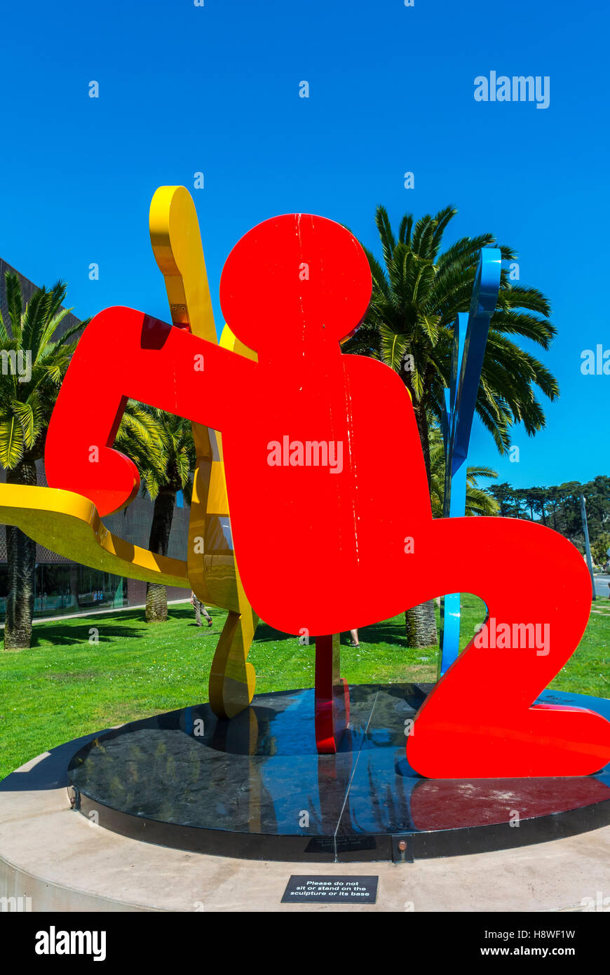 San Francisco, CA, USA, Street Art, Stadtmuseum, De Young, Keith Haring Skulptur, ohne Titel, moderne Kunst im Golden Gate Park Stockfoto