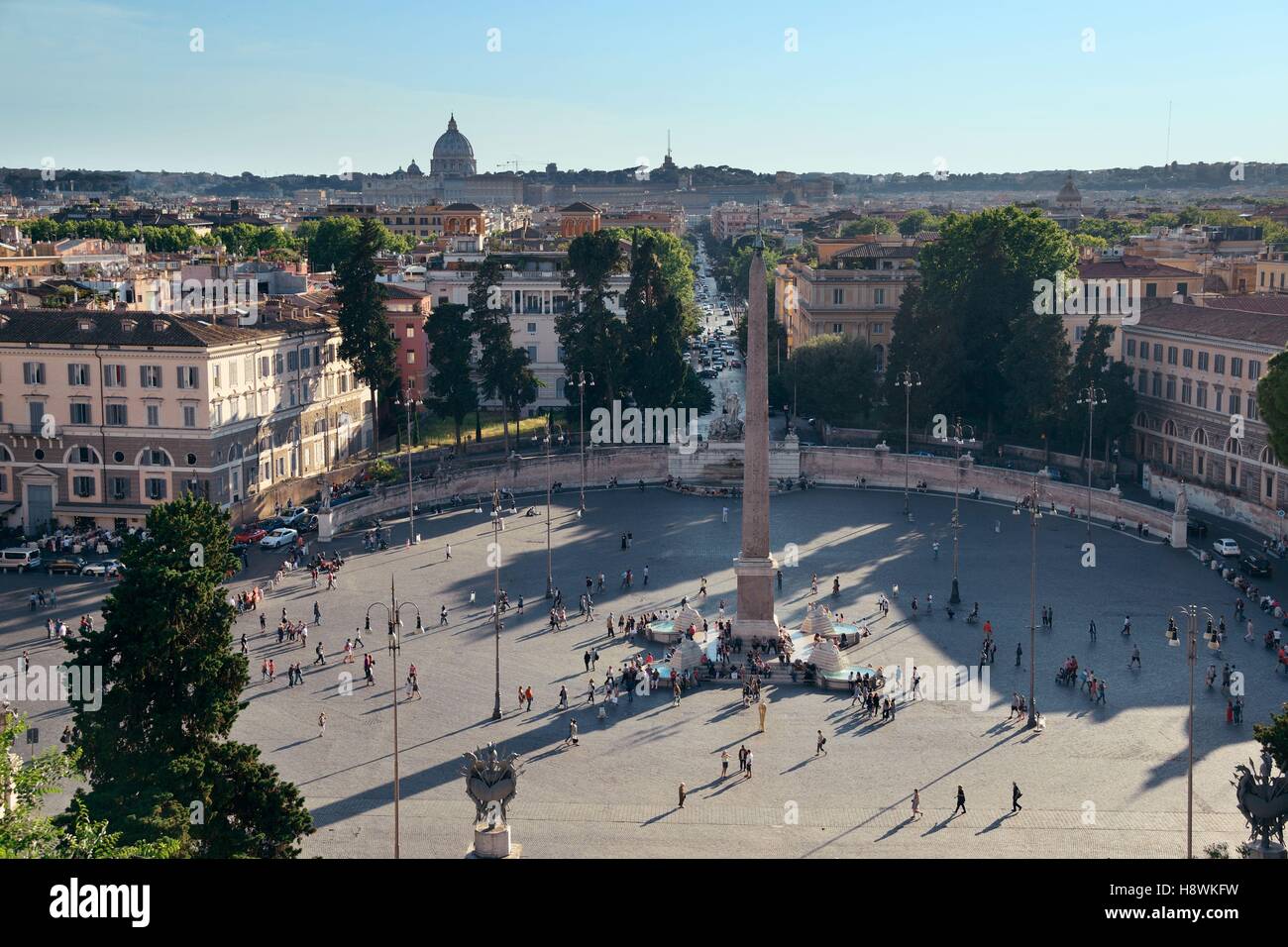 Piazza del Popolo in der Tageszeit in Rom, Italien. Stockfoto