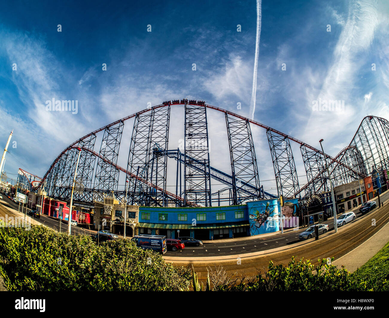 Big Dipper Achterbahn im Pleasure Beach Blackpool, Lancashire, UK. Stockfoto