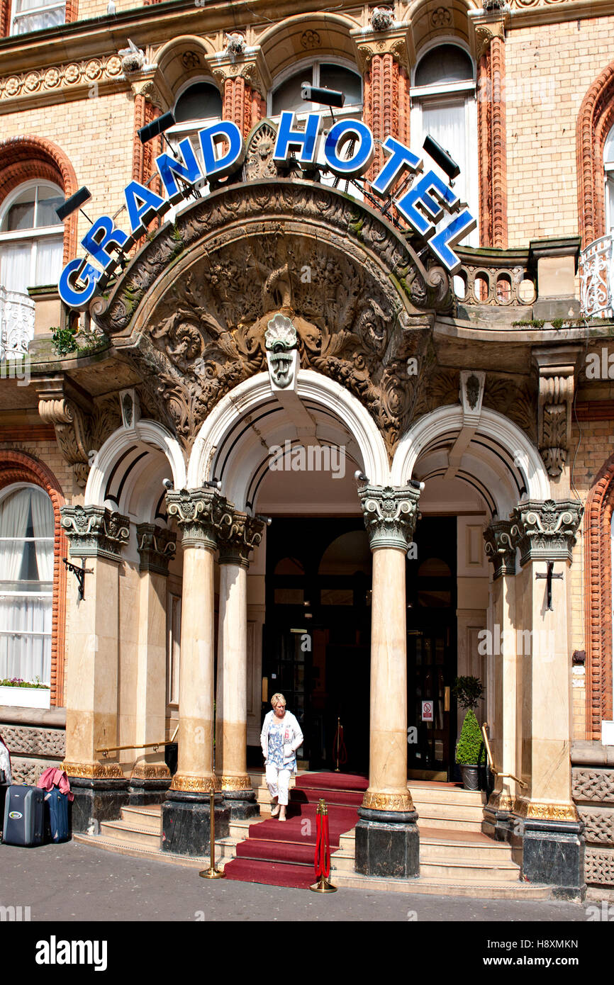 Eingang zum Grand Hotel, Scarborough, North Yorks. UK Stockfoto