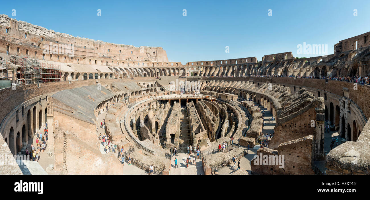 Indoor Blick auf das Kolosseum, Rom, Latium, Italien Stockfoto