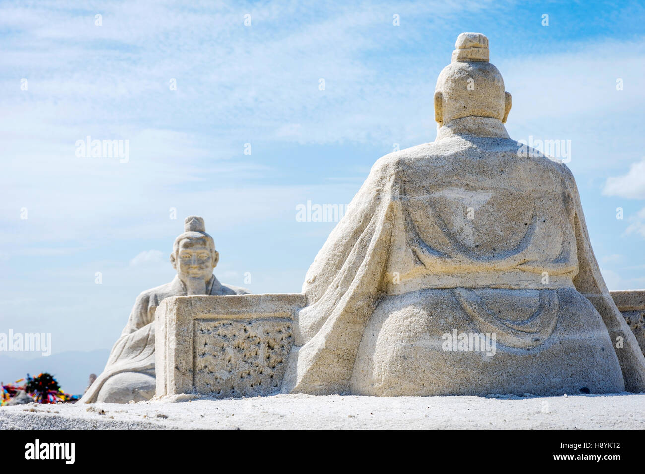 Dschingis Khan Statue aus Salz am Salzsee Chaqia, Qinghai, China Stockfoto