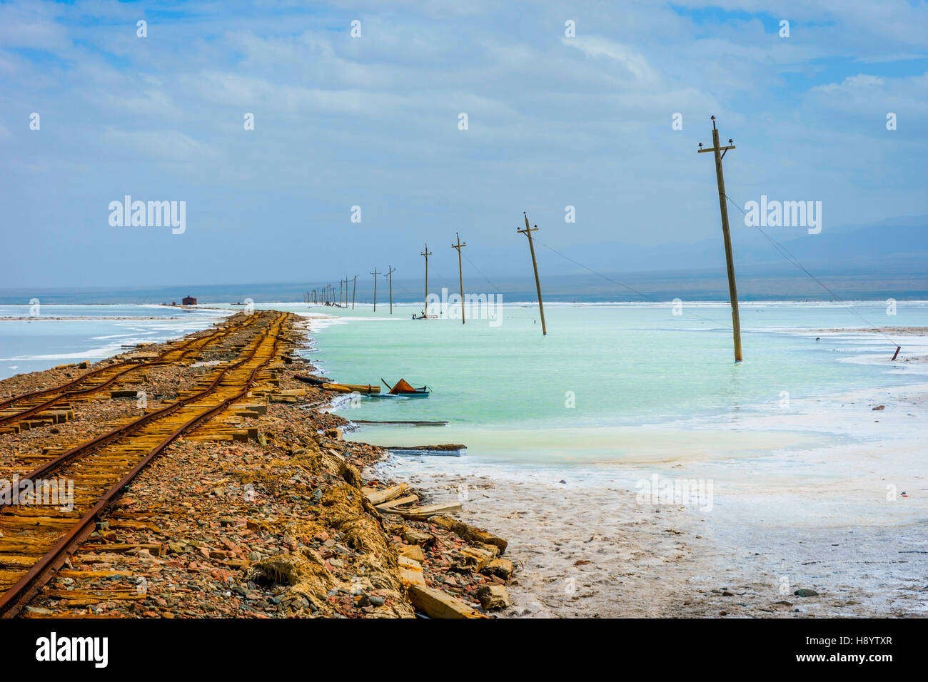 Alten Bergbau-Eisenbahn am Salzsee Chaqia (Chakayan), Qinghai, China Stockfoto