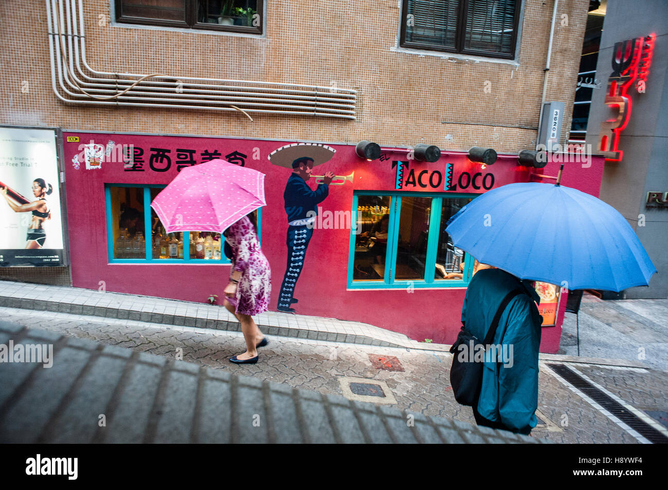 Hong Kong, 2013, die die Gegend westlich von Central Hong Kong Island enorm in den letzten 20 Jahren verändert hat. Stockfoto