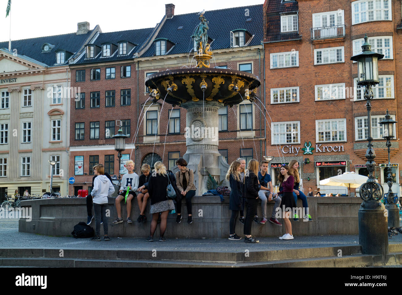 Caritas-Brunnen, auch als Caritas-Brunnen, Gammeltorv, Kopenhagen, Dänemark Stockfoto