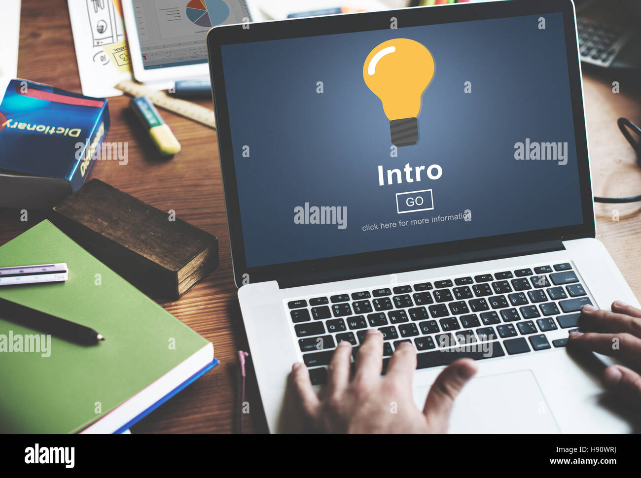 Intro starten Start schaffen Innovation Web Online-Konzept Stockfoto