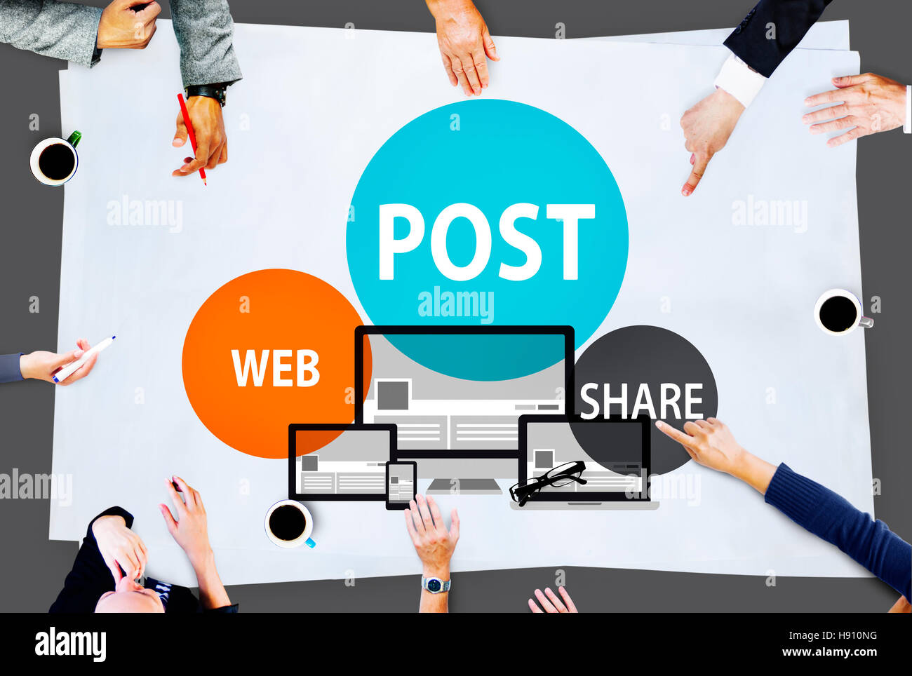 Post Webfreigabe verkünden Erinnerung Liste erinnern Konzept Stockfoto