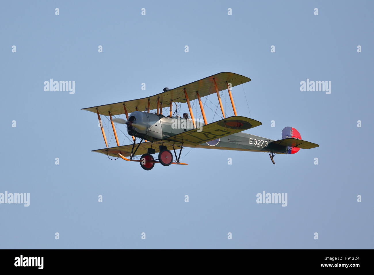 Shuttleworth Collection Avro 504K G-ADEV bei einer Flugschau in Old Warden, UK Stockfoto