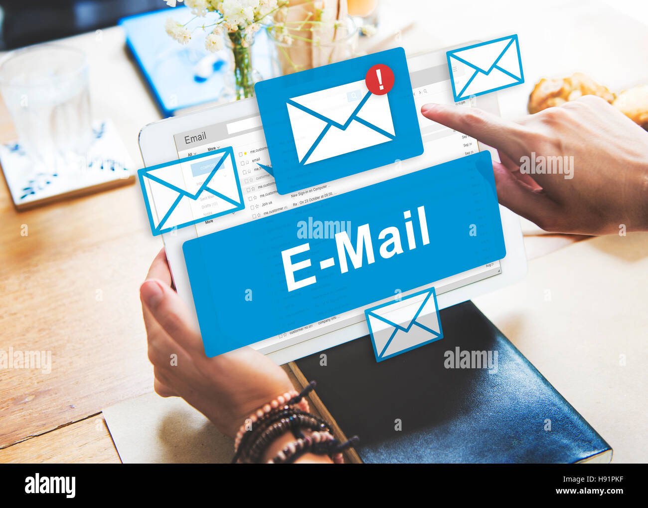 E mail inbox fotos und bildmaterial in hoher aufl sung alamy