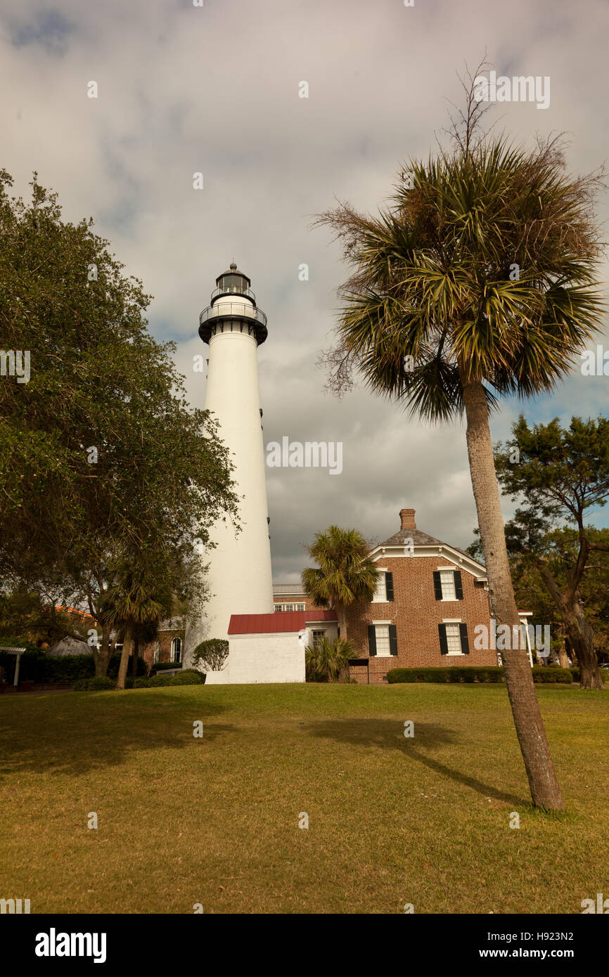 Der Leuchtturm an der Südspitze von St. Simons Island in Georgia Stockfoto