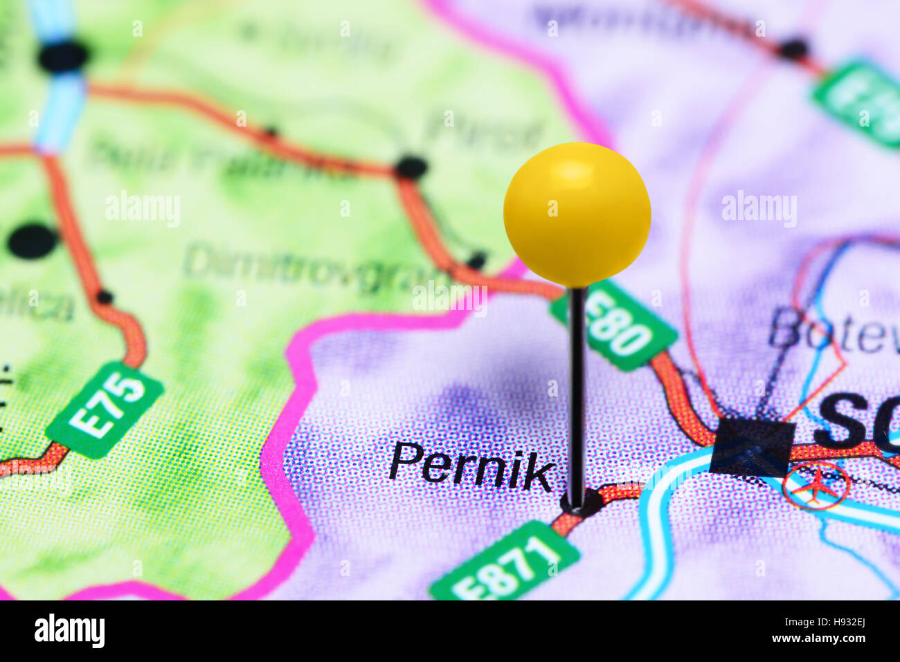 Pernik, fixiert auf einer Karte von Bulgarien Stockfoto