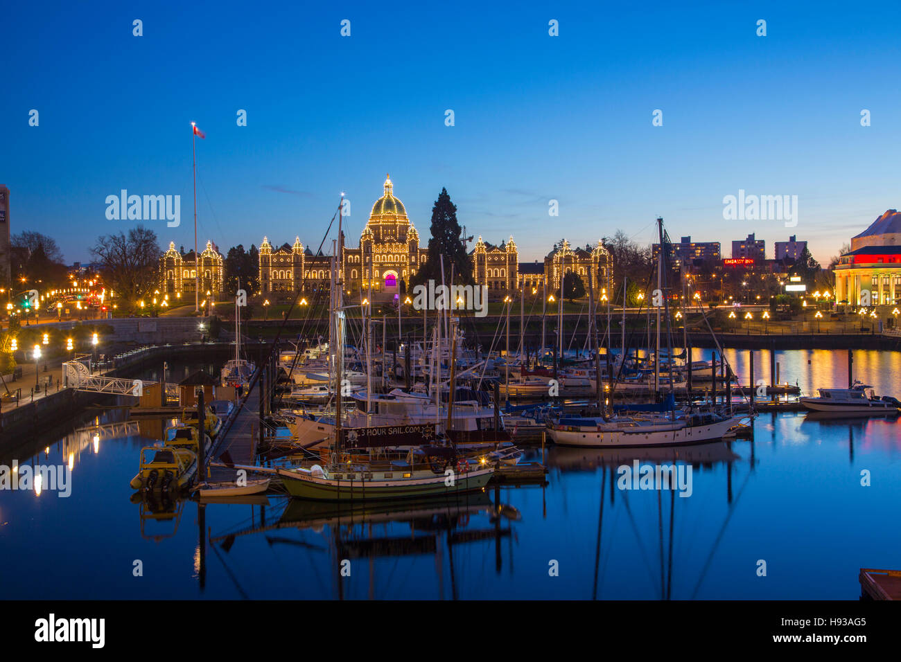 Parlament-Gebäude, Twilight, Victoria, Hafen, Vancouver Island, British Columbia, Kanada Stockfoto