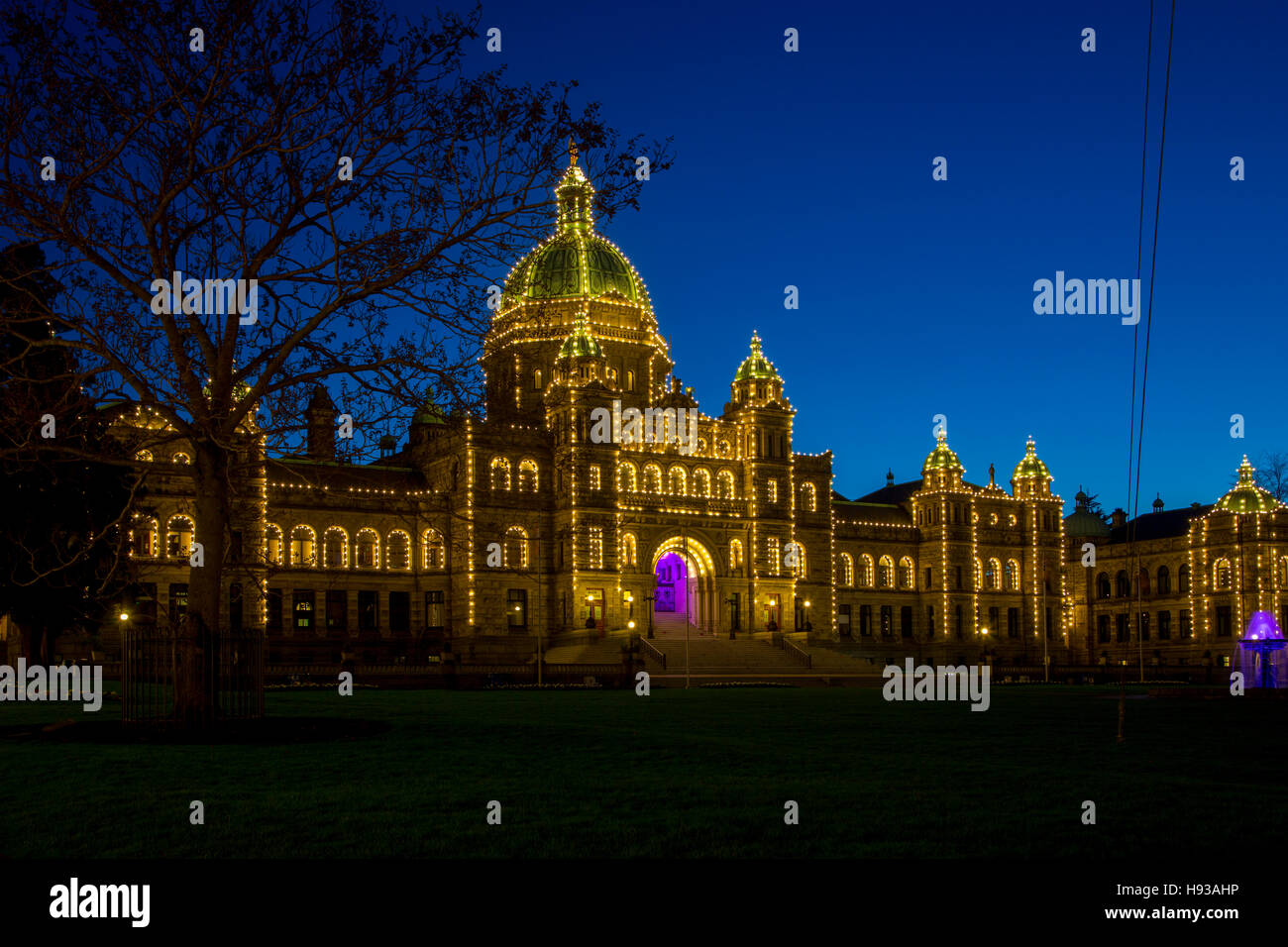 Parlament-Gebäude, Twilight, Victoria, Hafen, Vancouver Island, Britisch-Kolumbien, Kanada Stockfoto