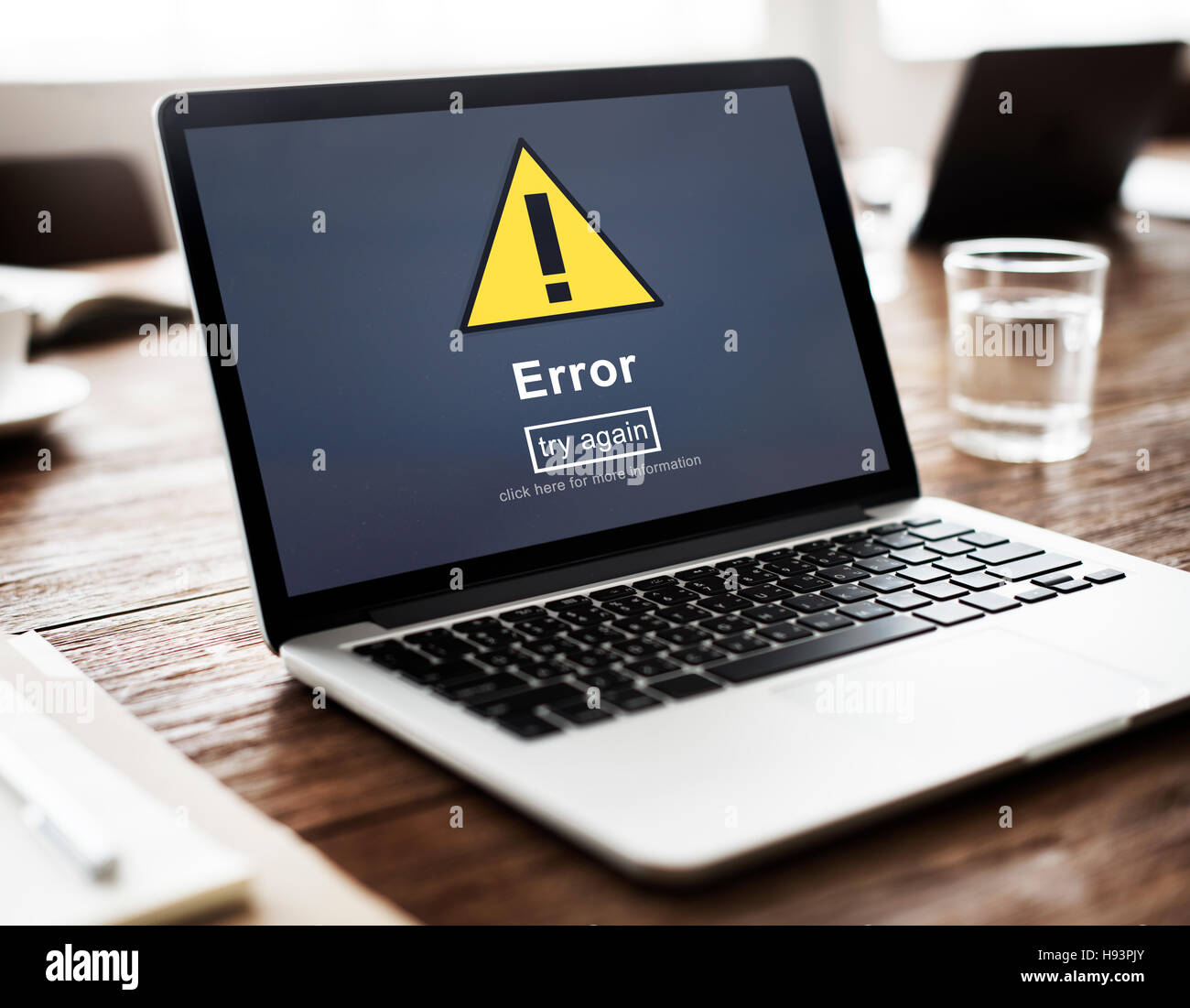 Fehler Fehler Online-Erinnerung Vorsicht Warnung Konzept Stockfoto