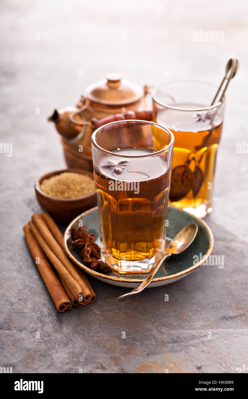 Süßen Tee mit Zimt Stockfoto