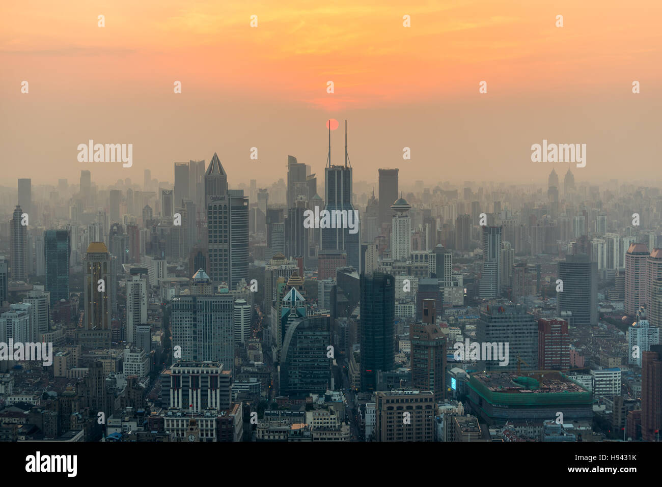 Shanghai Stadtbild Sonnenuntergang Luftaufnahme, China Stockfoto