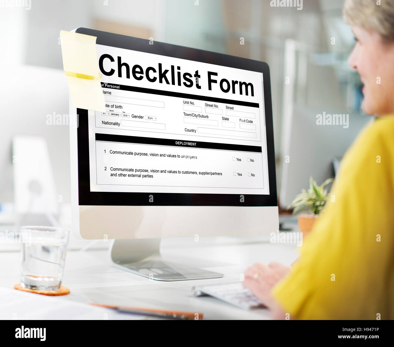 Checkliste Formular Dokument Daten Vertrag Informationskonzept Stockfoto