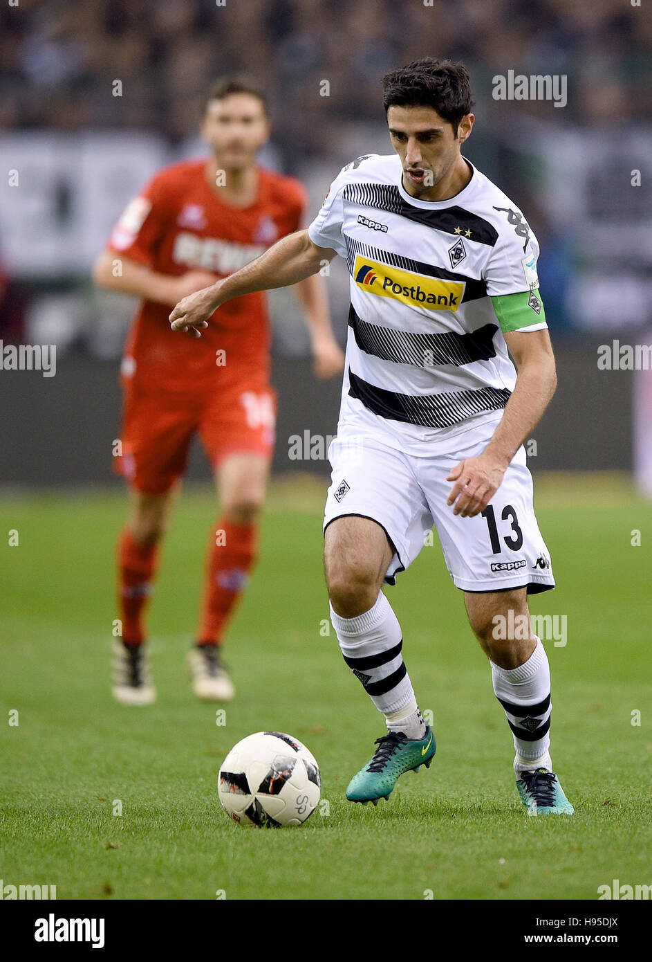 Mönchengladbach, Deutschland. 19. November 2016. Mönchengladbach Lars Stindl in Aktion während der deutschen Fußball-Bundesliga-Fußball-match zwischen Borussia Moenchengladbach und 1. FC Köln im Borussia-Park in Mönchengladbach, 19. November 2016. Foto: JONAS GUETTLER/Dpa/Alamy Live News Stockfoto