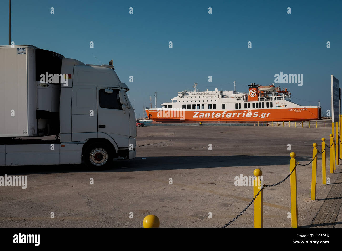 Zante Autofähren in Dock am Hafen von Zakynthos Stadt Stockfoto