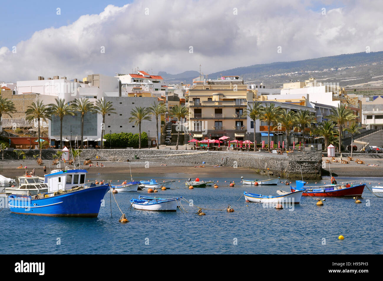 Stadt und Hafen von San Juan auf Teneriffa in die spanischen Kanarischen Inseln Stockfoto