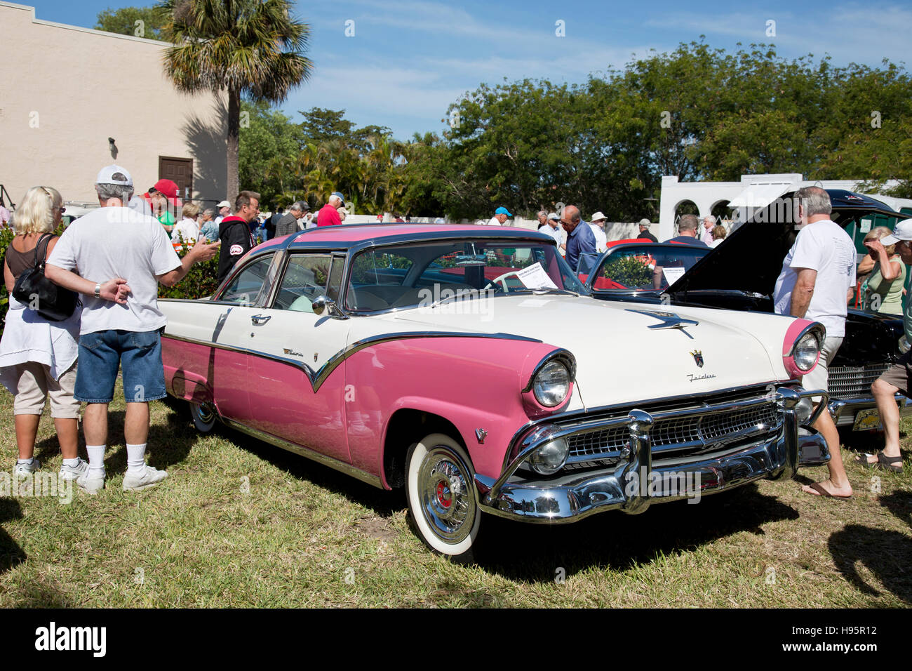 Ford Fairlane V8 Victoria in Naples-Marco Island Show in Neapel Stockfoto Ford Fairlane V8 Victoria in Naples-Marco Island Show in Neapel Stockfoto