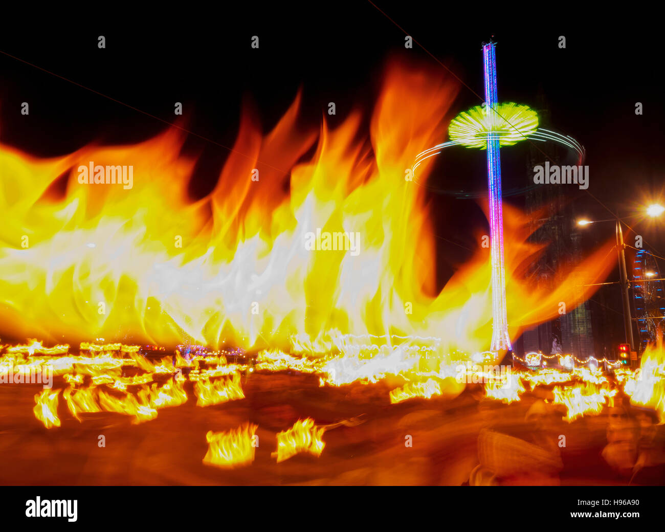 Germany/Deutschland, Edinburgh Hogmanay Fackelzug auf die Princes Street. Stockfoto