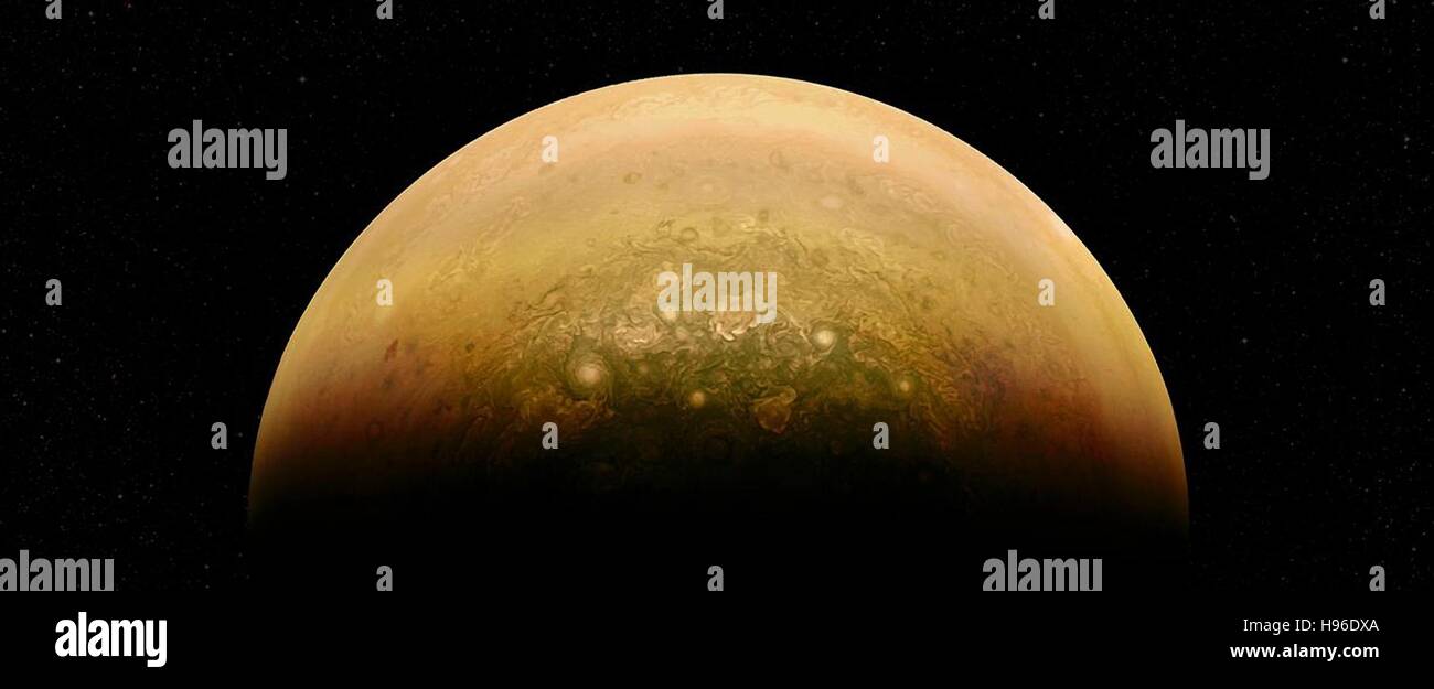 Wissenschaftler Alex Mai erstellt dieses Satellitenbild der sonnigen Teil des Planeten Jupiter und seiner wirbelnden Atmosphäre aus Rohdaten JunoCam 25. Oktober 2016. Stockfoto