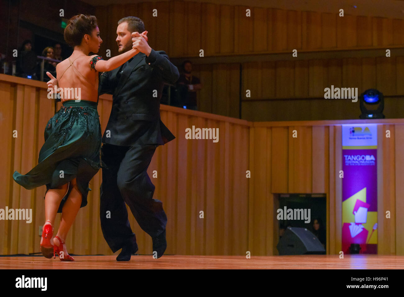 Buenos Aires, Argentinien. 28. August 2016. Tanzpaar Gerasimov Maksim und Vasileva Maria teilnehmen an den Tango Dance World Cup. Stockfoto